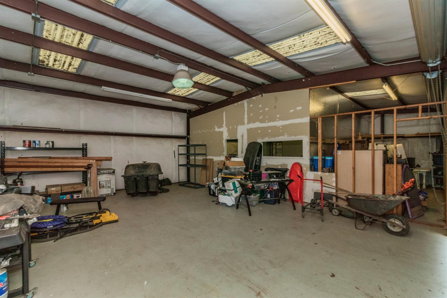 1783 North De Wolf Avenue Clovis, CA 93619 - Photo 34 of 39 a view of car garage