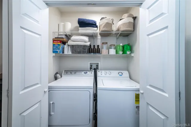 $329,900 | 100 New Roc City Place, Unit 405, New Rochelle, NY 10801