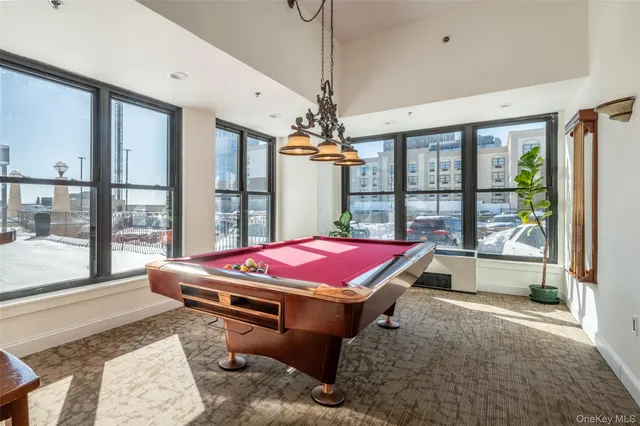 $329,900 | 100 New Roc City Place, Unit 405, New Rochelle, NY 10801