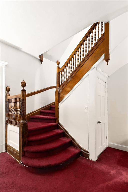 677 Saint Marks Avenue Brooklyn, NY 11216 - Photo 2 of 18 a view of entryway