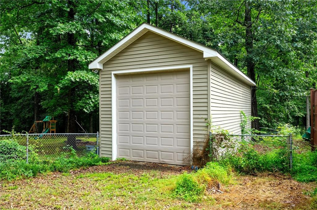 4411 Oakcliffe Road Greensboro, NC 27406 - Photo 30 of 33 Gallery Image 30