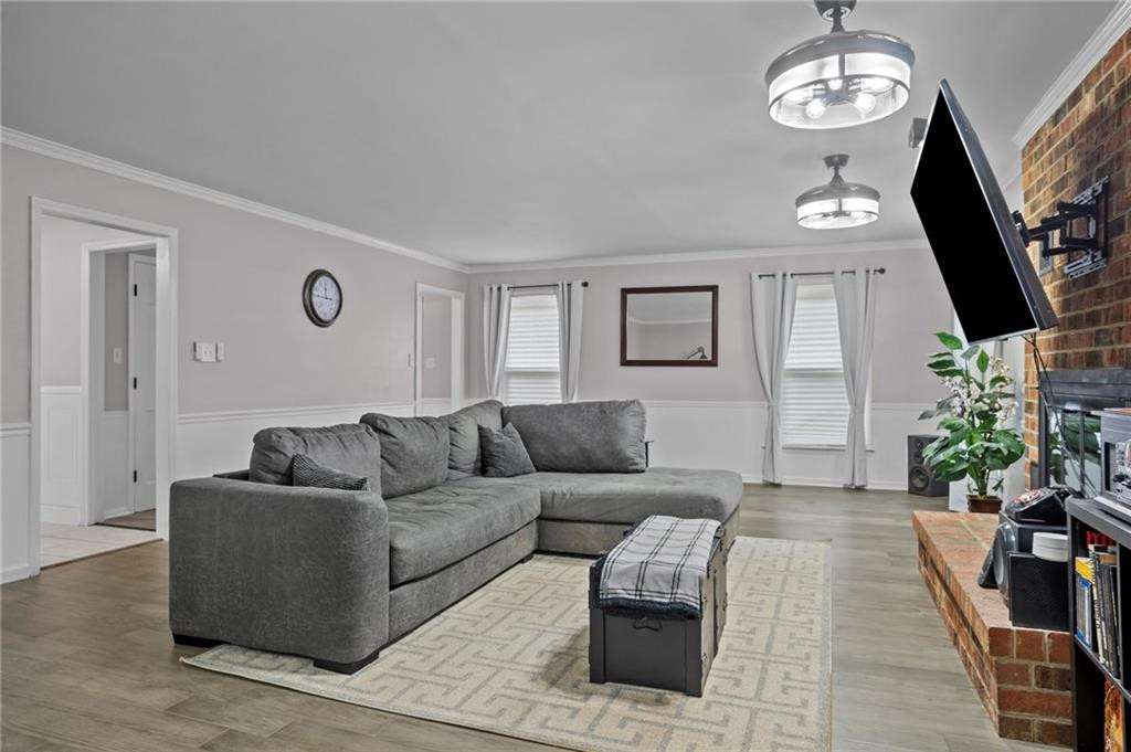 4411 Oakcliffe Road Greensboro, NC 27406 - Photo 10 of 33 Gallery Image 10