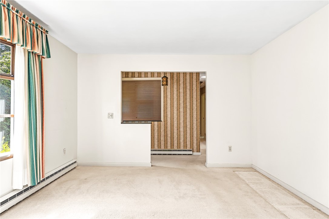 243 Tomaquag Road Hopkinton, RI 02804 - Photo 11 of 39