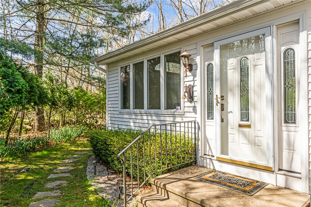 243 Tomaquag Road Hopkinton, RI 02804 - Photo 4 of 39