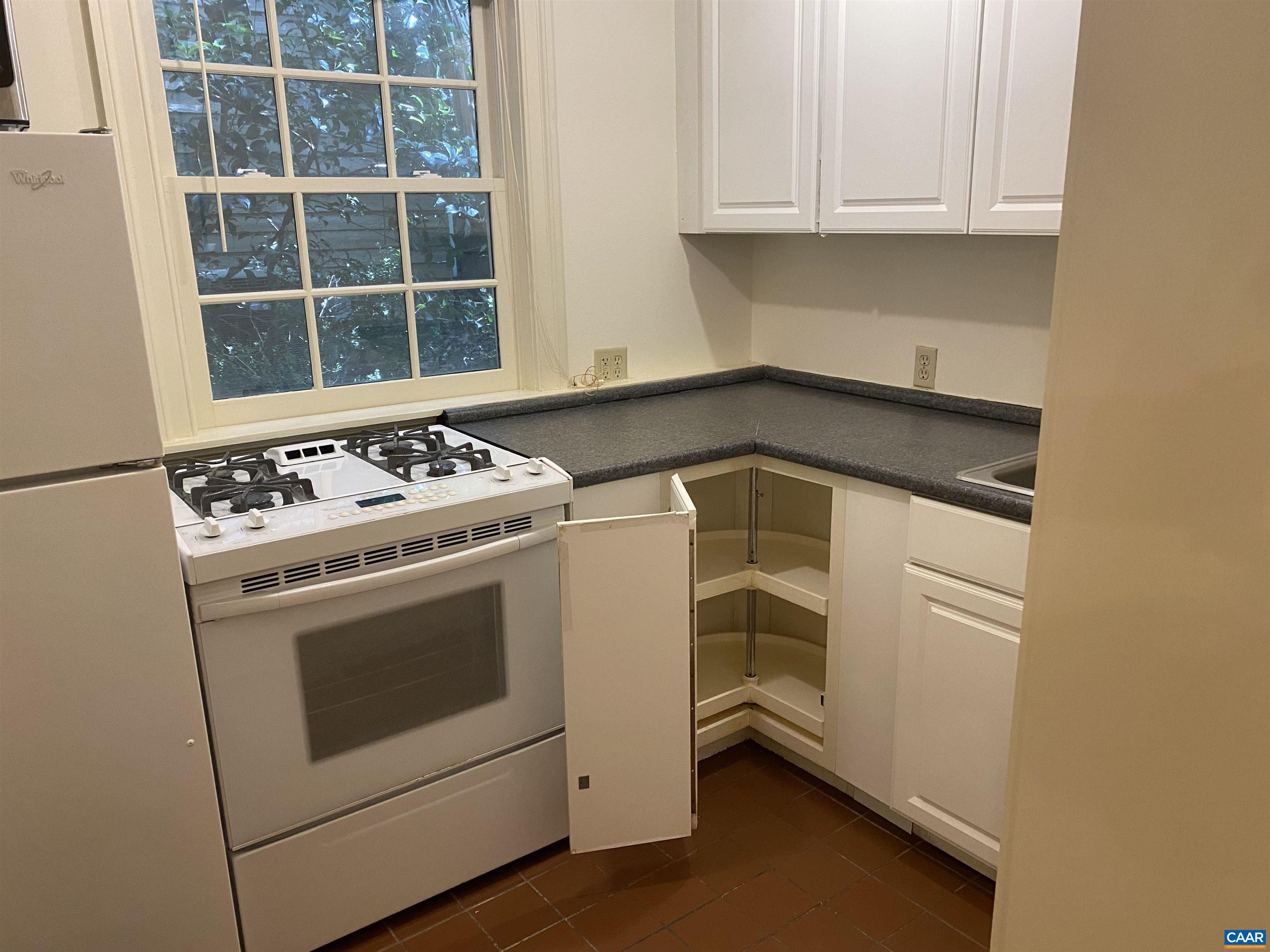 415 2nd Street Northeast, Unit 2 Charlottesville, VA 22902 - Photo 20 of 23