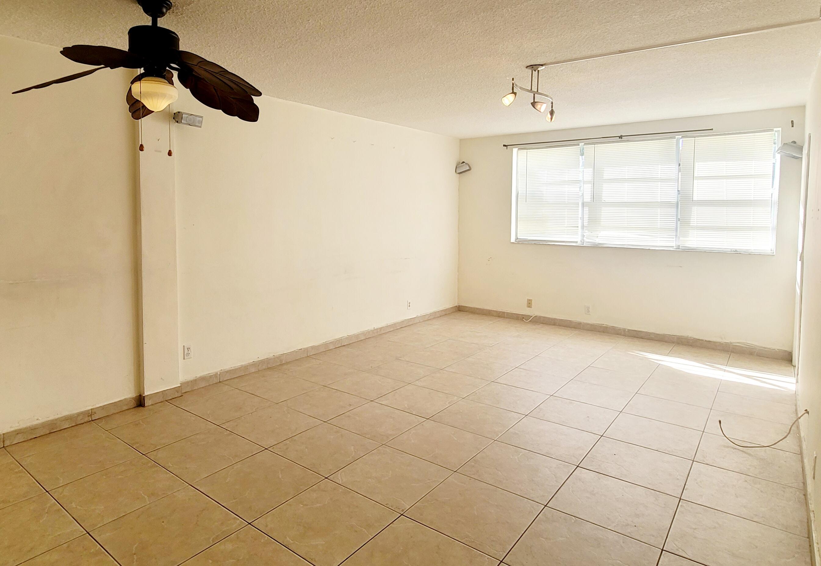 1333 East Hallandale Beach Boulevard, Unit 121 Hallandale Beach, FL 33009 - Photo 14 of 31 20250928_102915