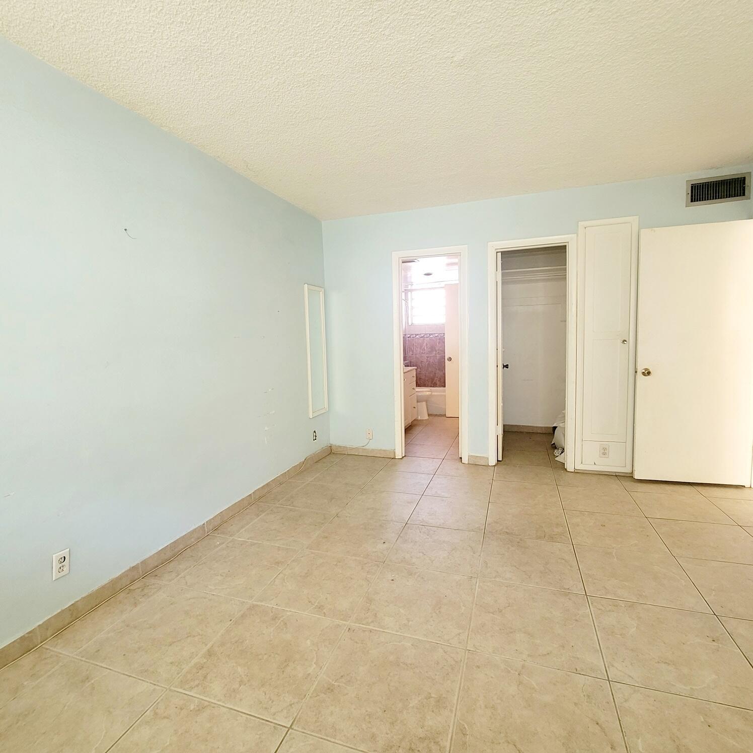 1333 East Hallandale Beach Boulevard, Unit 121 Hallandale Beach, FL 33009 - Photo 18 of 31 20250928_103154_resized