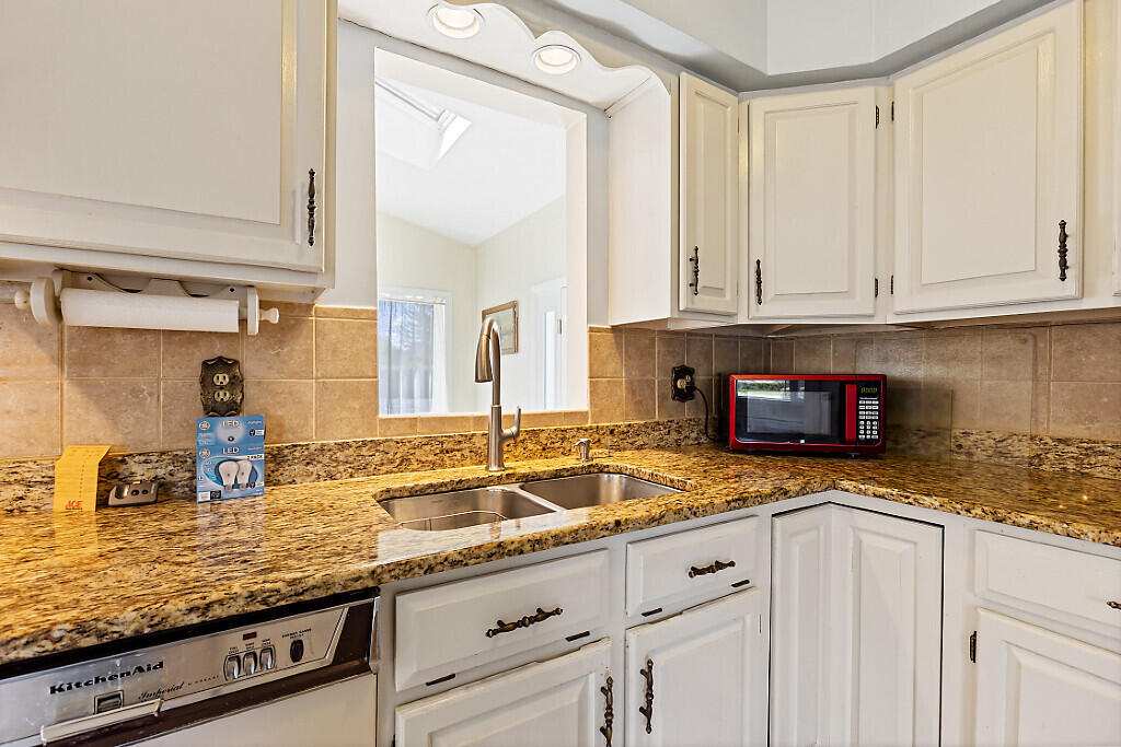 22 Mayflower Road Augusta, ME 04330 - Photo 19 of 45 30_BP5A9095_DxO_mls