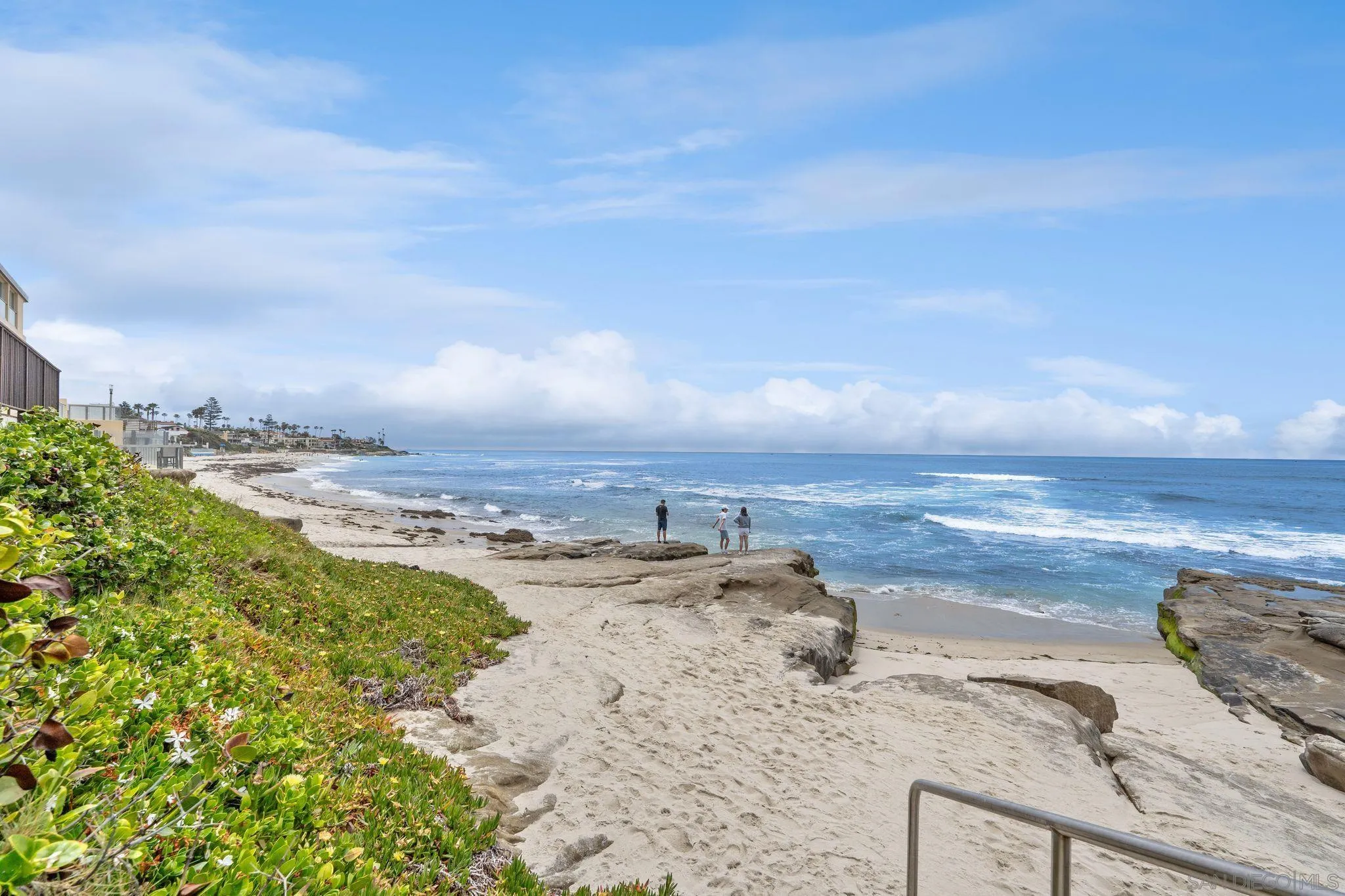220 Coast Boulevard, Unit 2D La Jolla, CA 92037 - Photo 29 of 35 a view of ocean view with beach