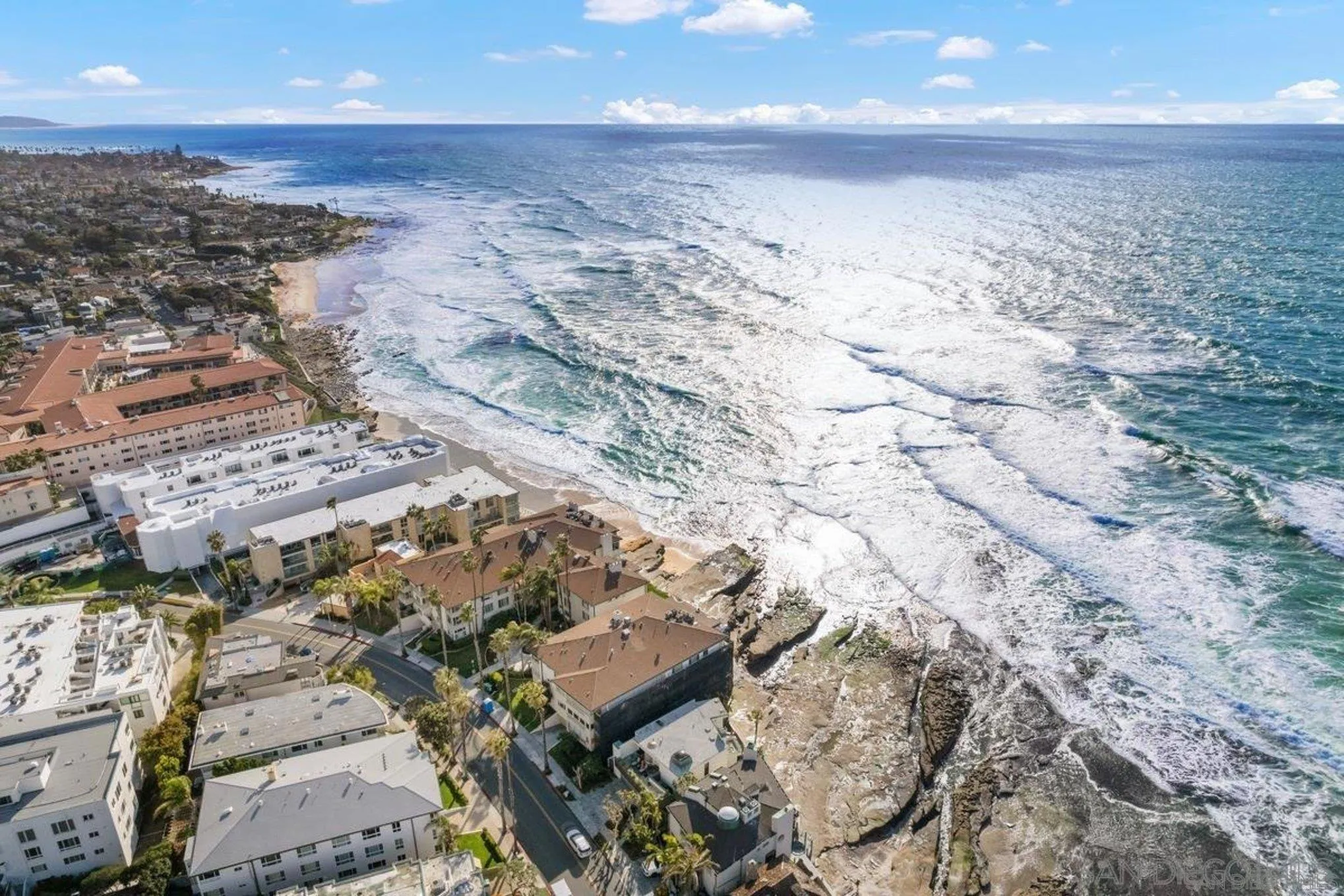 220 Coast Boulevard, Unit 2D La Jolla, CA 92037 - Photo 33 of 35 an aerial view of beach and ocean