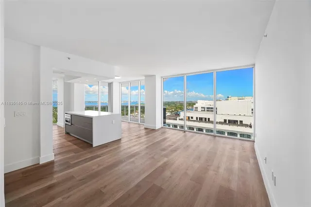 $2,195,000 | 4779 Collins Avenue, Unit 2407, Miami Beach, FL 33140