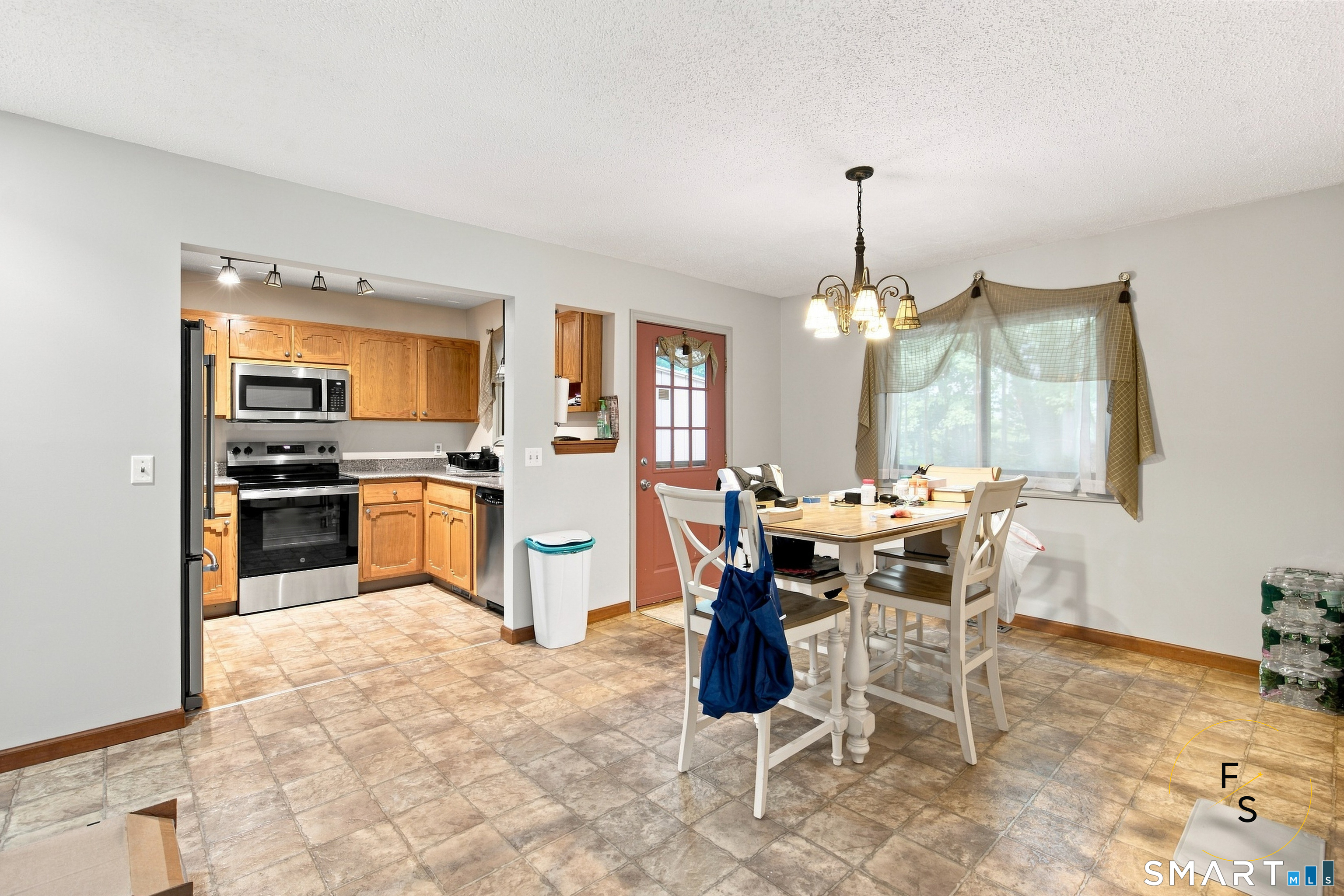 242 Talcottville Road, Unit 209 Vernon, CT 06066 - Photo 10 of 30 Gallery Image 10