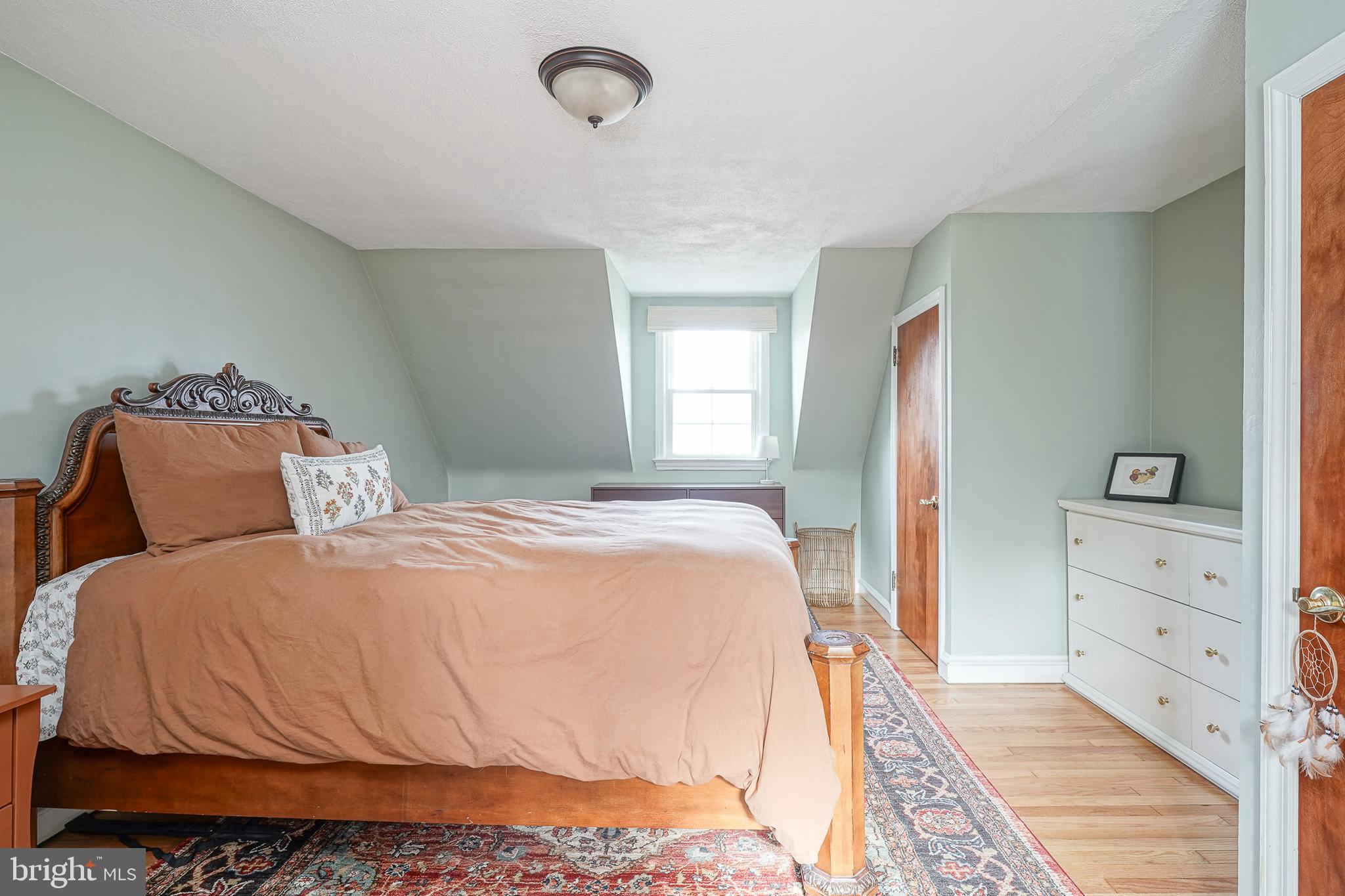 64 Pancoast Boulevard Delran, NJ 08075 - Photo 27 of 45 a bedroom with a bed and a dresser