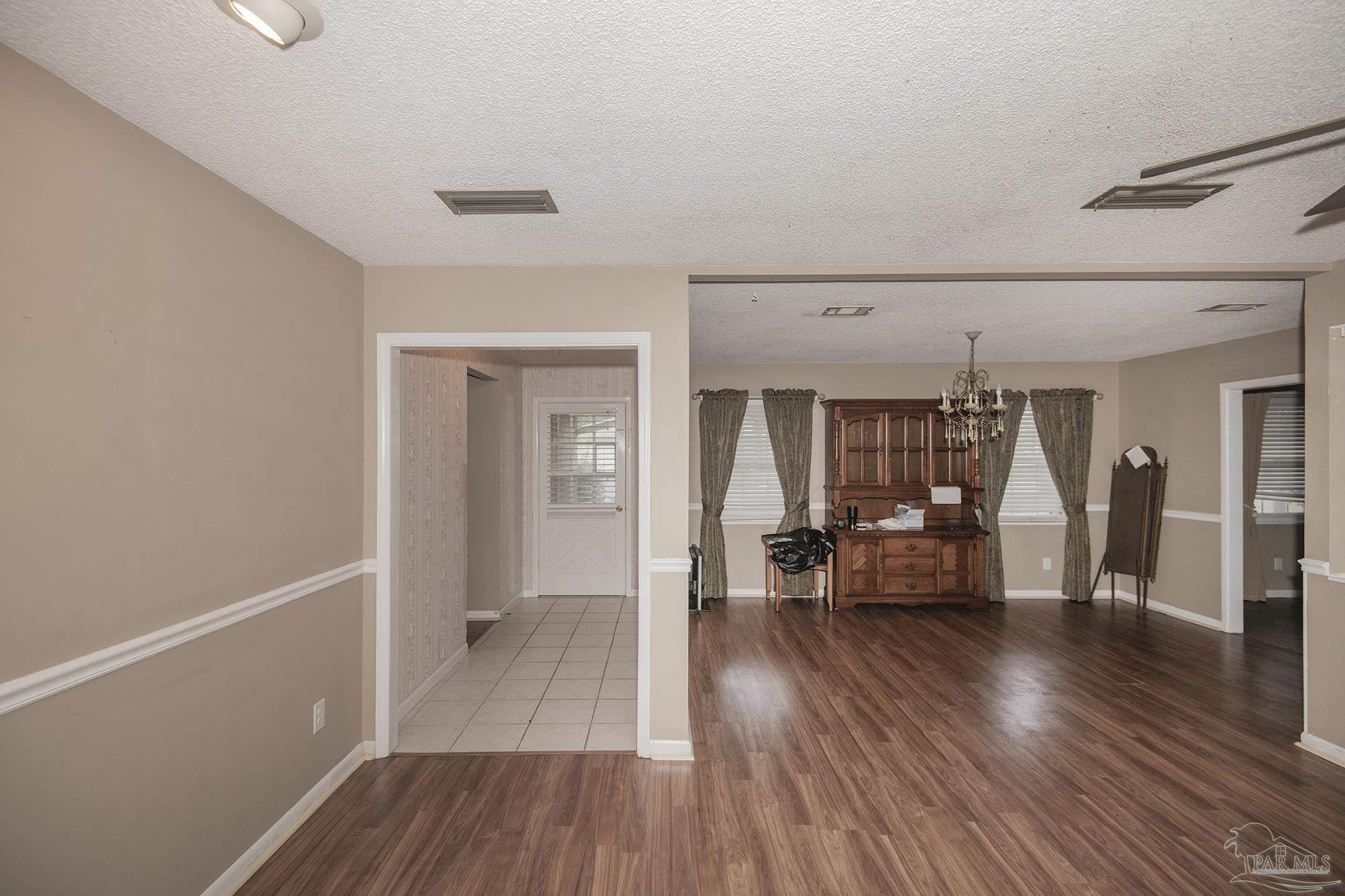 2195 Semur Road Pensacola, FL 32503 - Photo 14 of 32 Gallery Image 14