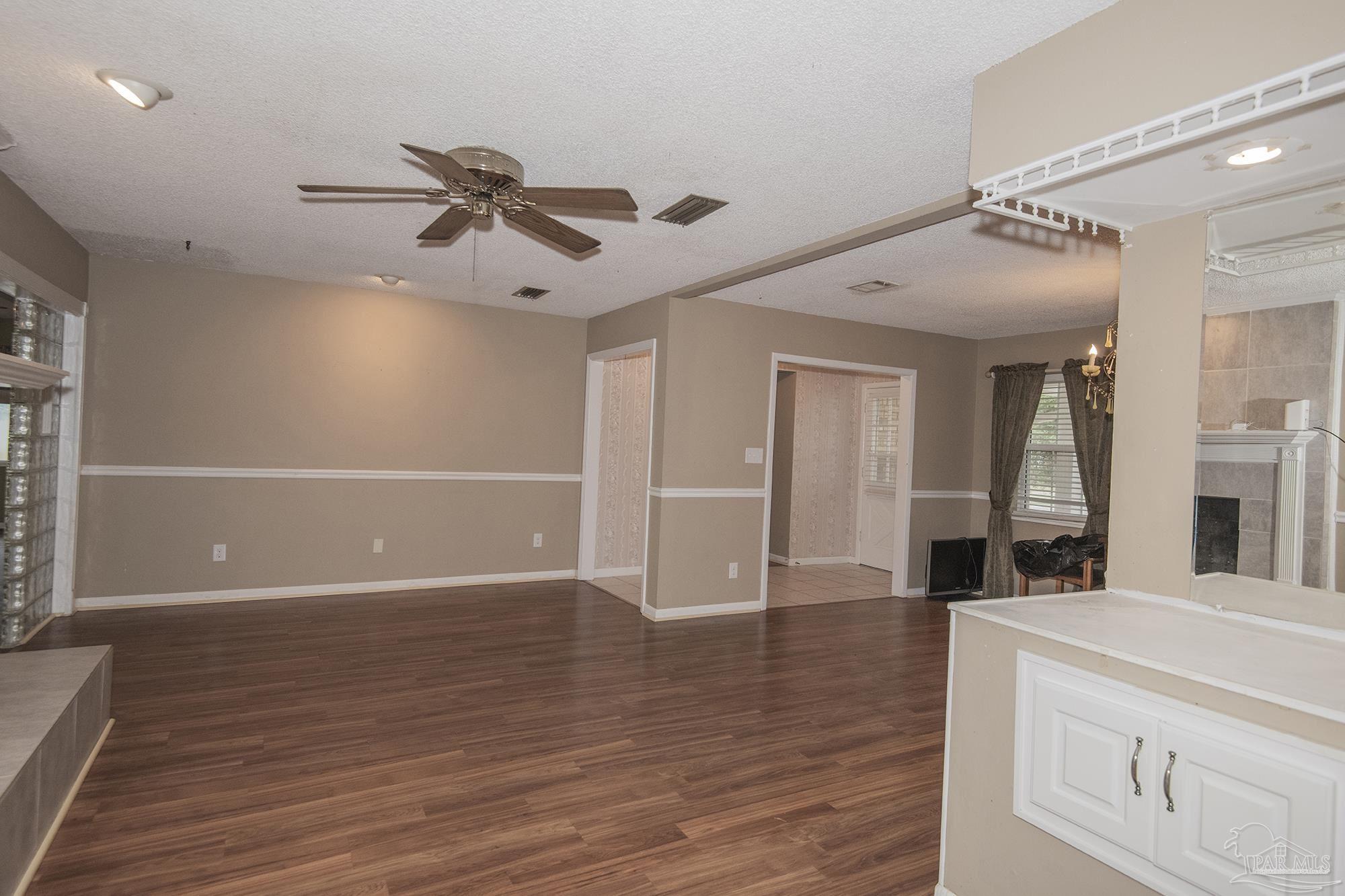 2195 Semur Road Pensacola, FL 32503 - Photo 17 of 32 Gallery Image 17