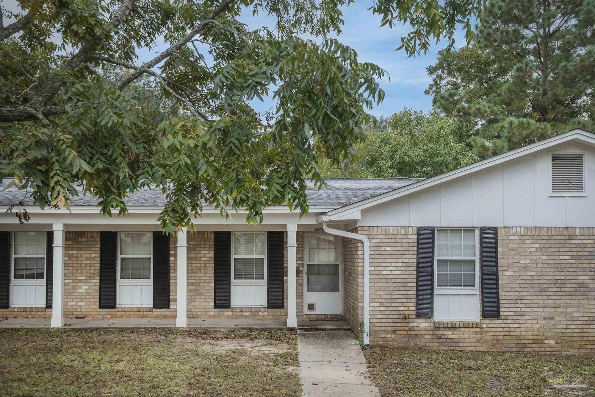 2195 Semur Road Pensacola, FL 32503 - Photo 2 of 32 Gallery Image 2