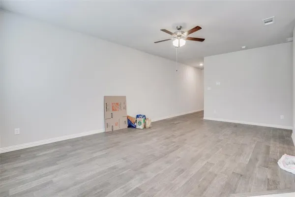 $2,850 | 4419 Beaver Lane, Irving, TX 75061