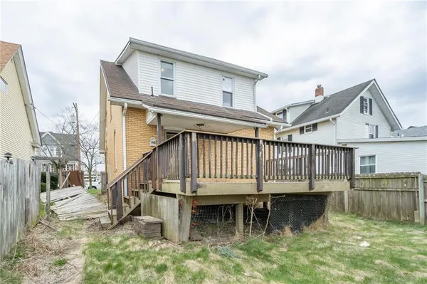 a view of house with front of house