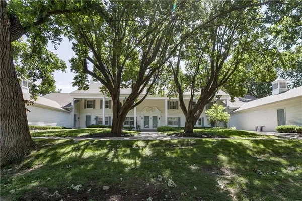 $306,000 | 10553 Riley Street, Overland Park, KS 66212