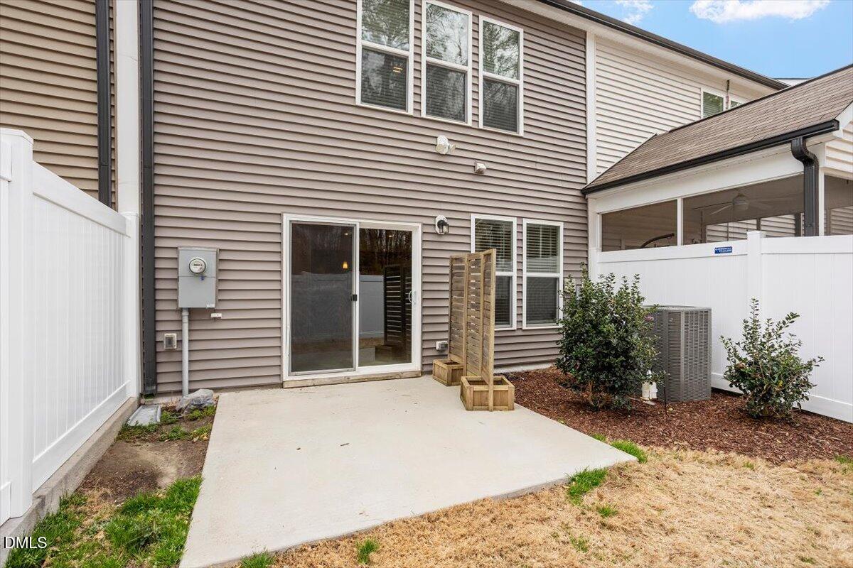 369 White Oak Ridge Drive Garner, NC 27529 - Photo 31 of 32 rear fenced yard