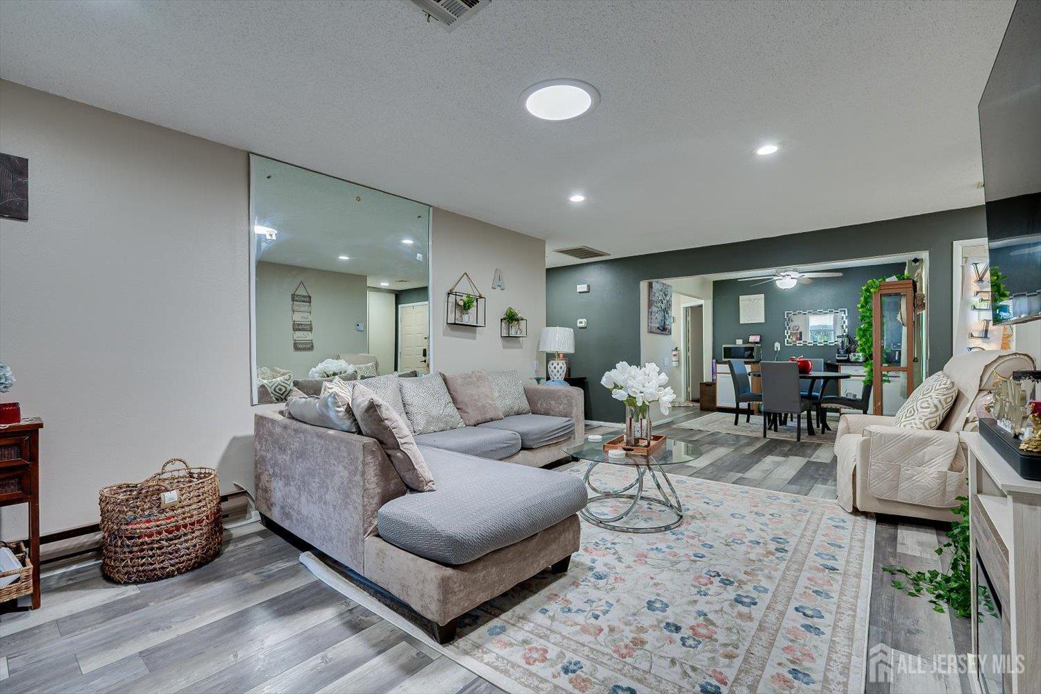 813 A Deal Road Monroe Township, NJ 08831 - Photo 7 of 27