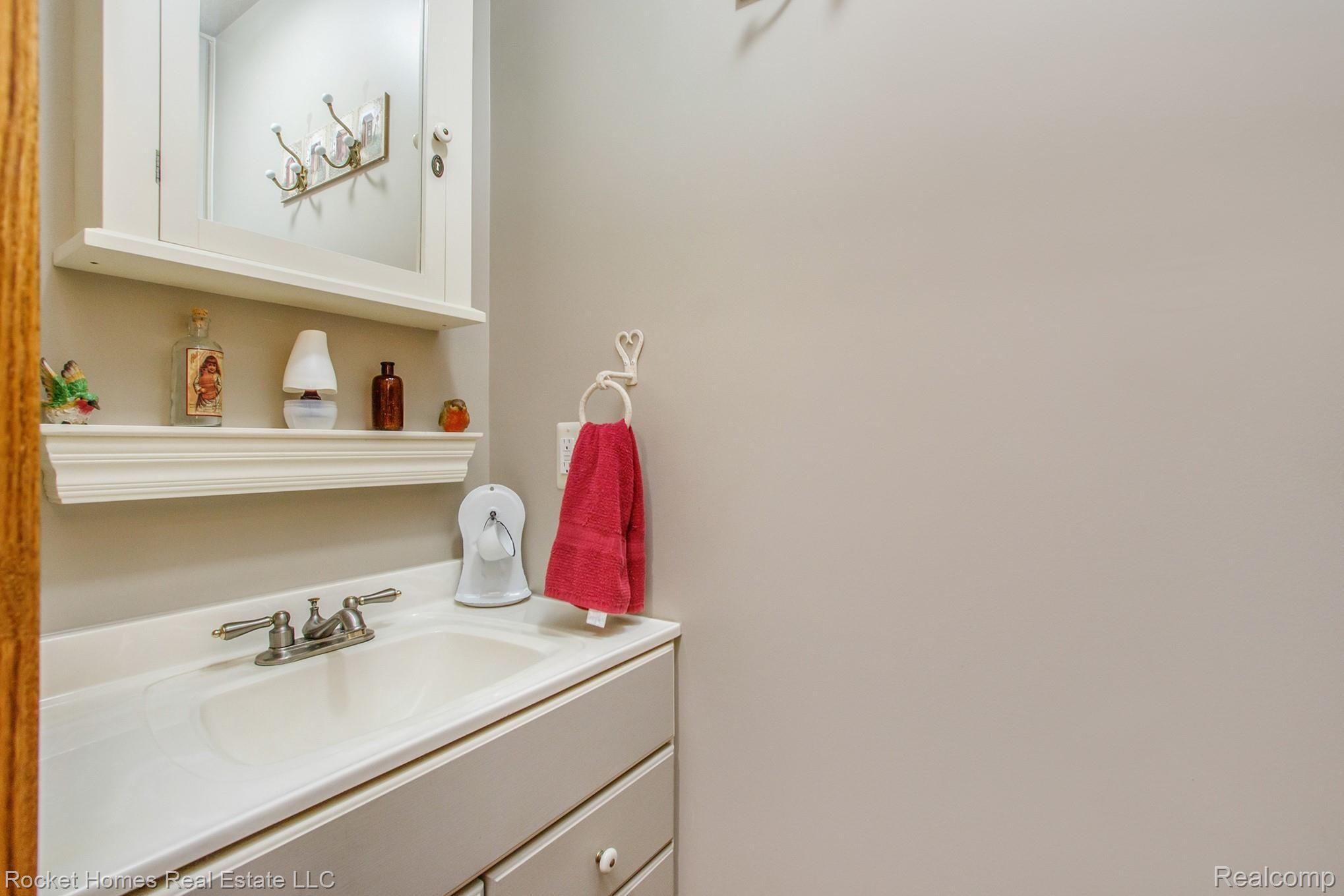 4875 Schott Road Mayville, MI 48744 - Photo 12 of 29 0N2A3943.jpg