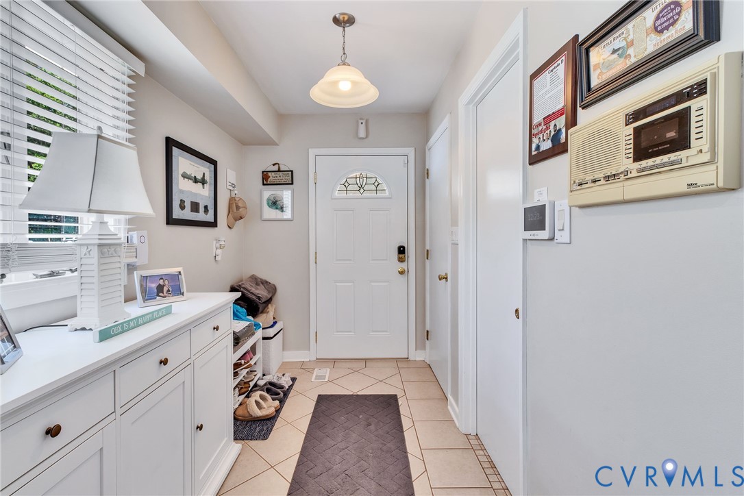 4400 Hacks Neck Road Heathsville, VA 22473 - Photo 17 of 78 Mud Room