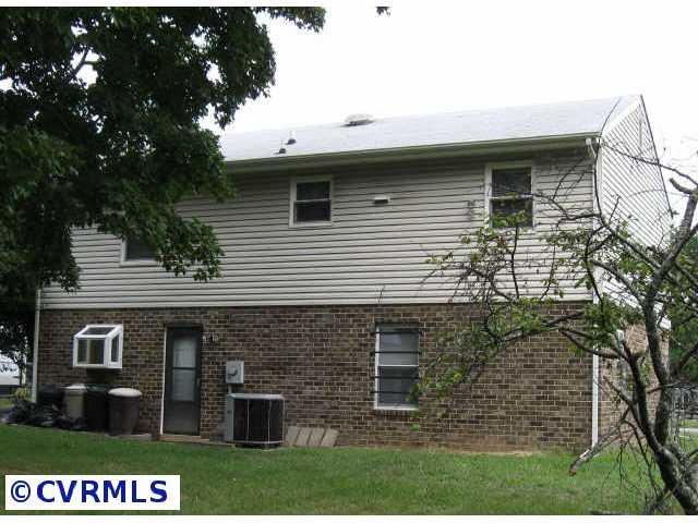 835 Rosegill Road Chesterfield, VA 23236 - Photo 3 of 3