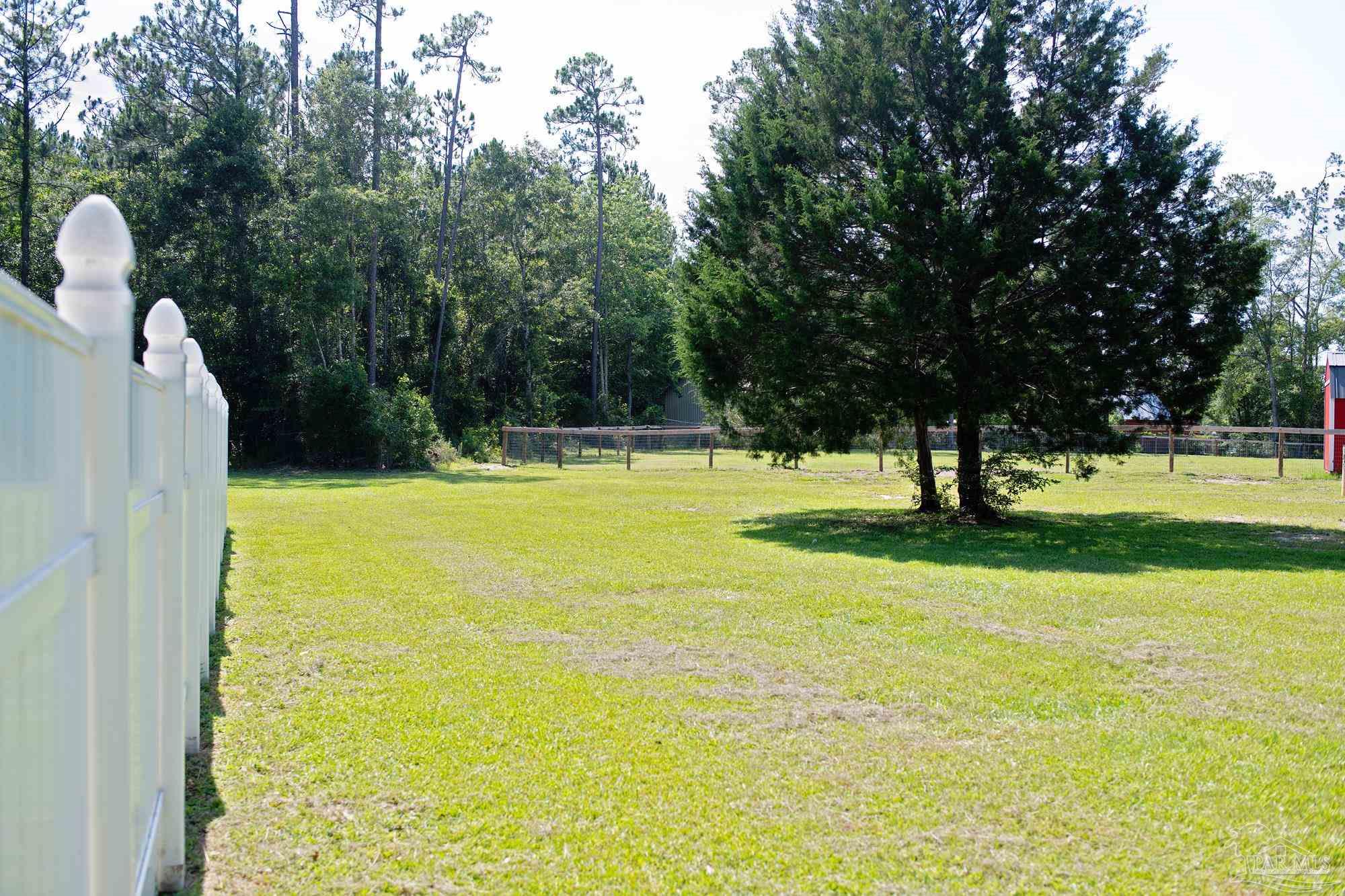 1172 Neal Road Cantonment, FL 32533 - Photo 34 of 37