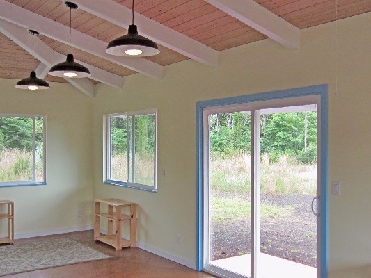 14-4825 La Maloo Road Pahoa, HI 96778 - Photo 10 of 25 a view of an empty room with a window
