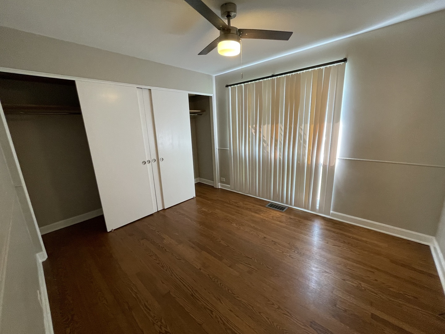 1605 Monroe Street, Unit 4 Evanston, IL 60202 - Photo 12 of 16