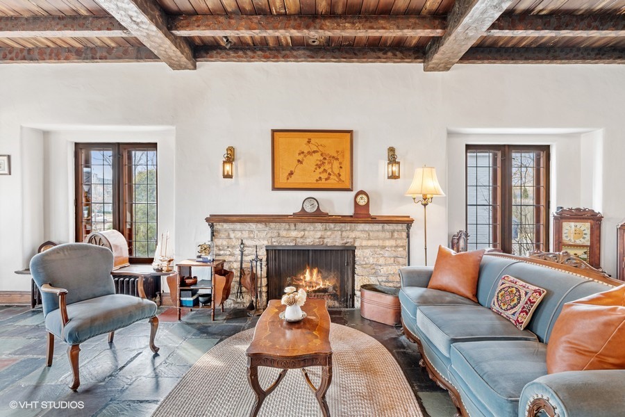 2116 Chestnut Avenue Wilmette, IL 60091 - Photo 5 of 26