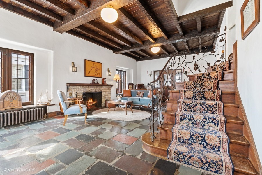 2116 Chestnut Avenue Wilmette, IL 60091 - Photo 7 of 26