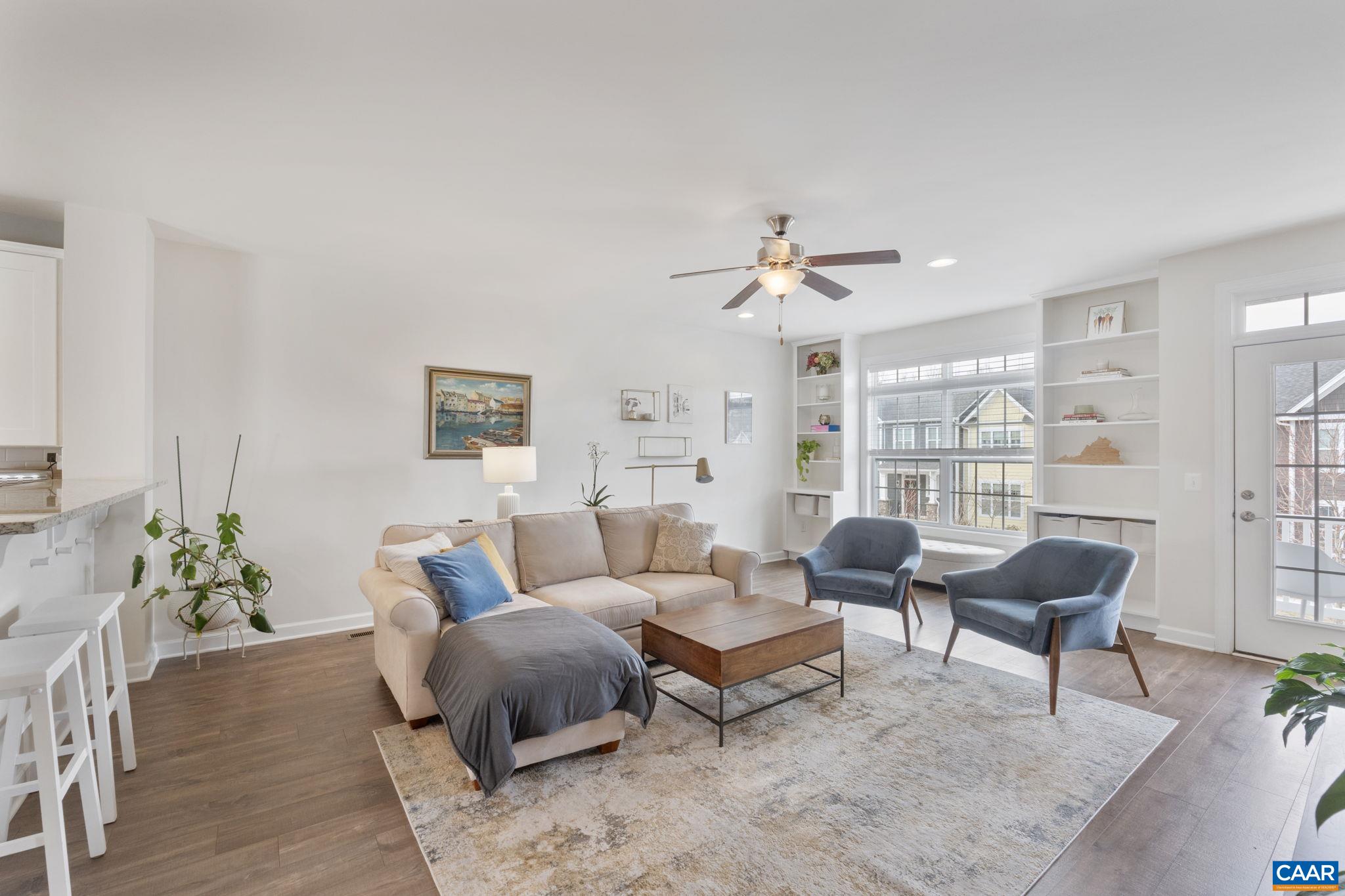 2424 Winthrop Drive Charlottesville, VA 22911 - Photo 7 of 36 a living room with furniture