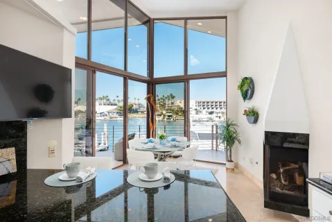 $5,800,000 | 25 The Point, Coronado, CA 92118
