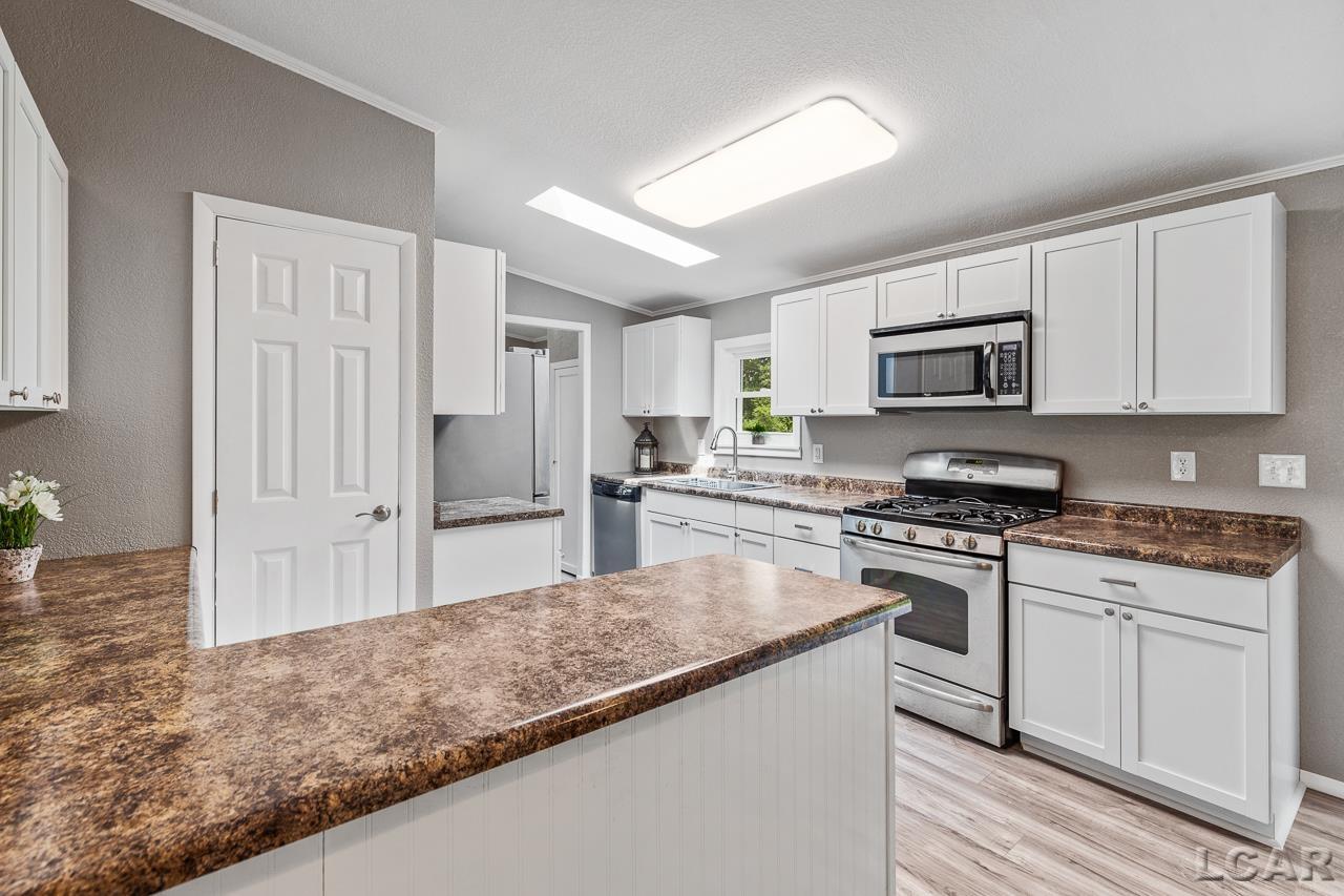 1053 Laberdee Road Adrian, MI 49221 - Photo 12 of 51 Gallery Image 12