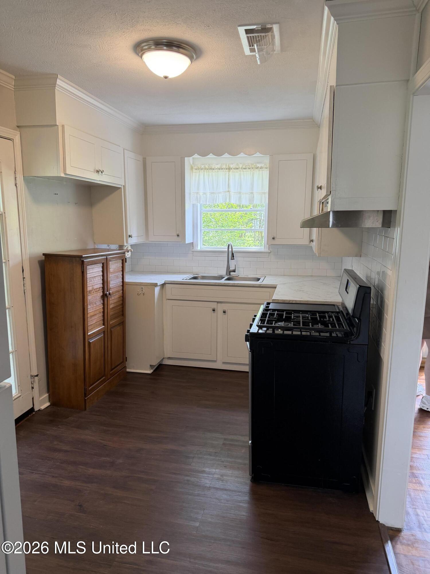 4131 Nancy Street Pearl, MS 39208 - Photo 2 of 13 IMG_7406