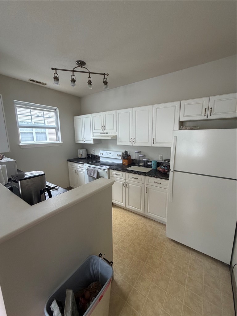 90 Mill Street, Unit 201 Woonsocket, RI 02895 - Photo 6 of 15