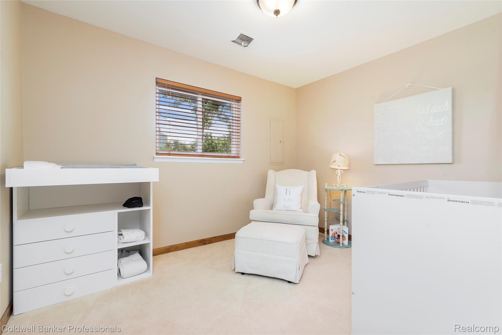 22953 Tuck Road Farmington, MI 48336 - Photo 15 of 24 Third Bedroom