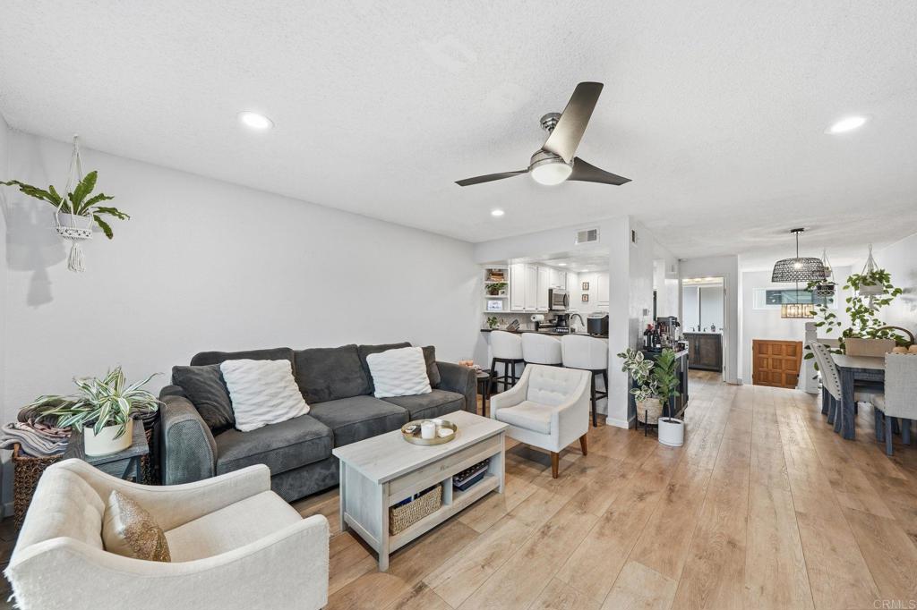 3711 Balboa Terrace, Unit B San Diego, CA 92117 - Photo 5 of 39 a living room with furniture