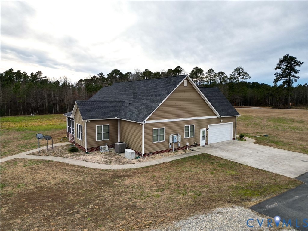 8801 Vaughan Road Petersburg, VA 23805 - Photo 38 of 50