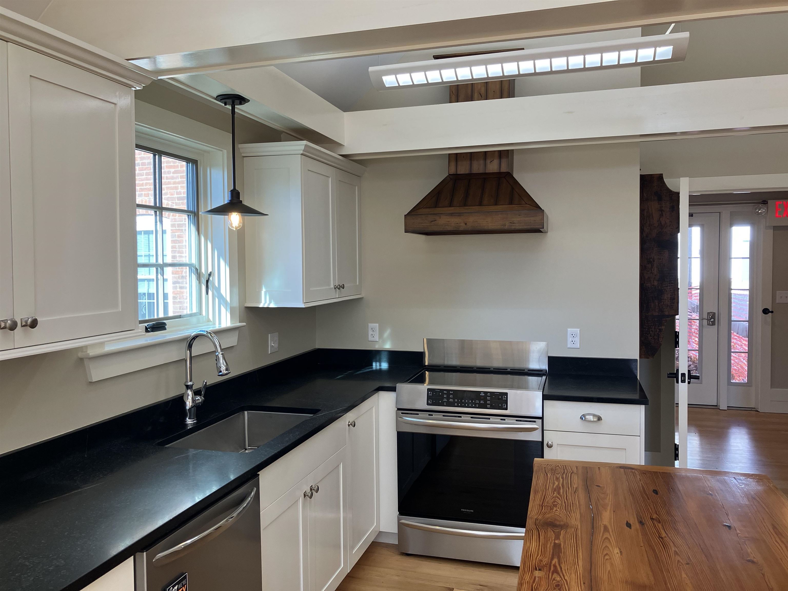 42 Potato Barn Road, Unit 1 Walpole, NH 03608 - Photo 3 of 19