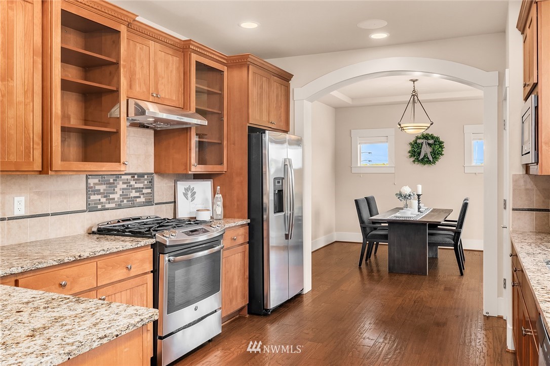 1402 Davis Avenue South Renton, WA 98055 - Photo 11 of 40