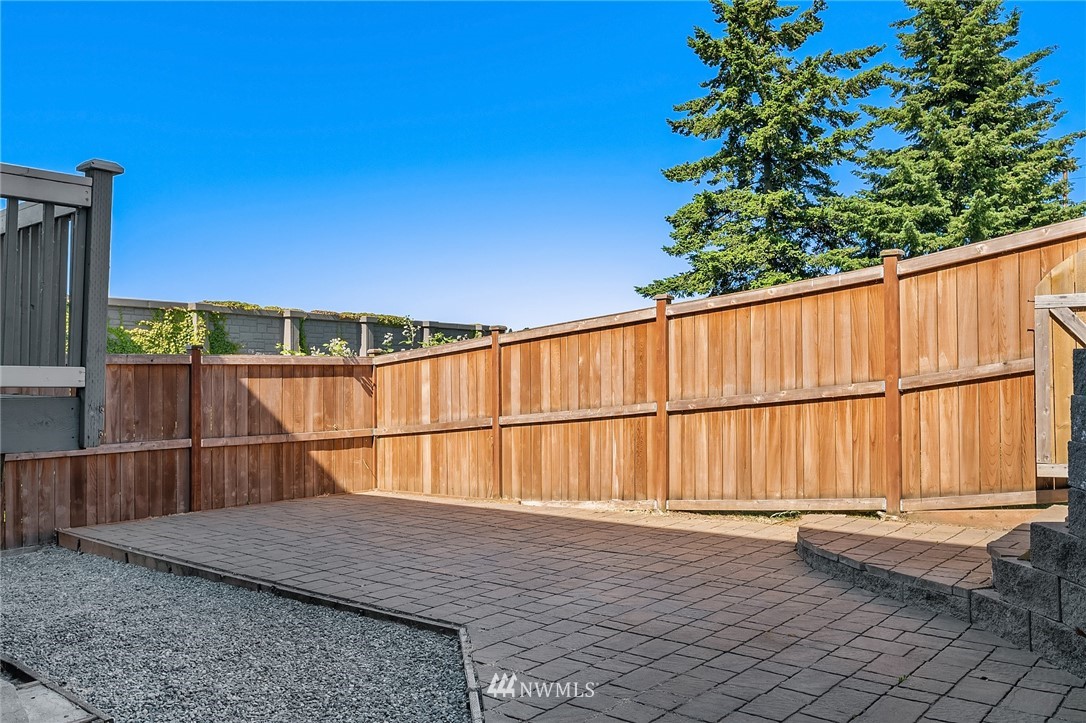 1402 Davis Avenue South Renton, WA 98055 - Photo 33 of 40
