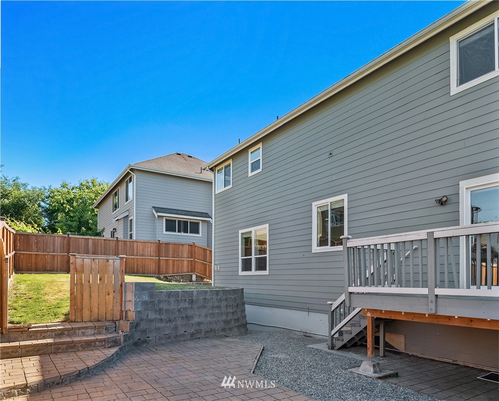 1402 Davis Avenue South Renton, WA 98055 - Photo 34 of 40