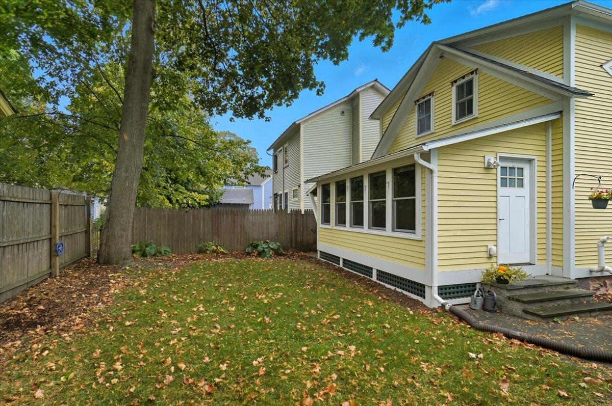 241 Loomis Street Burlington, VT 05401 - Photo 35 of 38