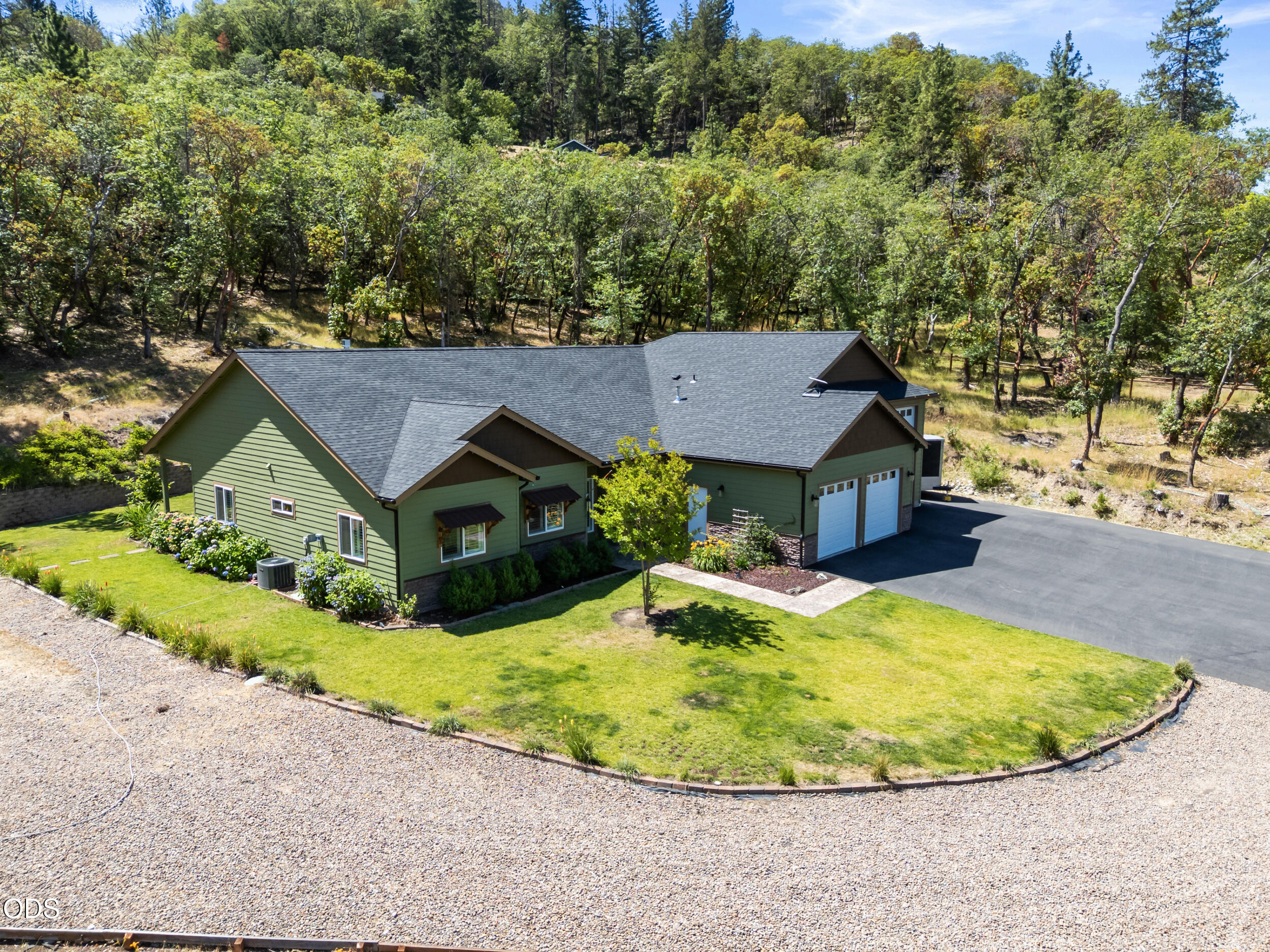 125 McKenzie Ridge Road Grants Pass, OR 97526 - Photo 45 of 62
