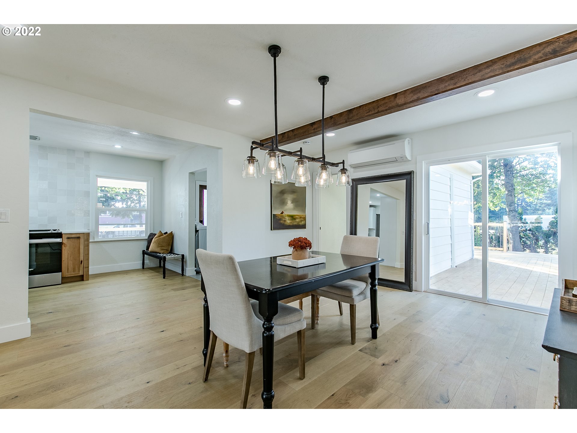 27368 Clear Lake Road Eugene, OR 97402 - Photo 12 of 32 Gallery Image 12
