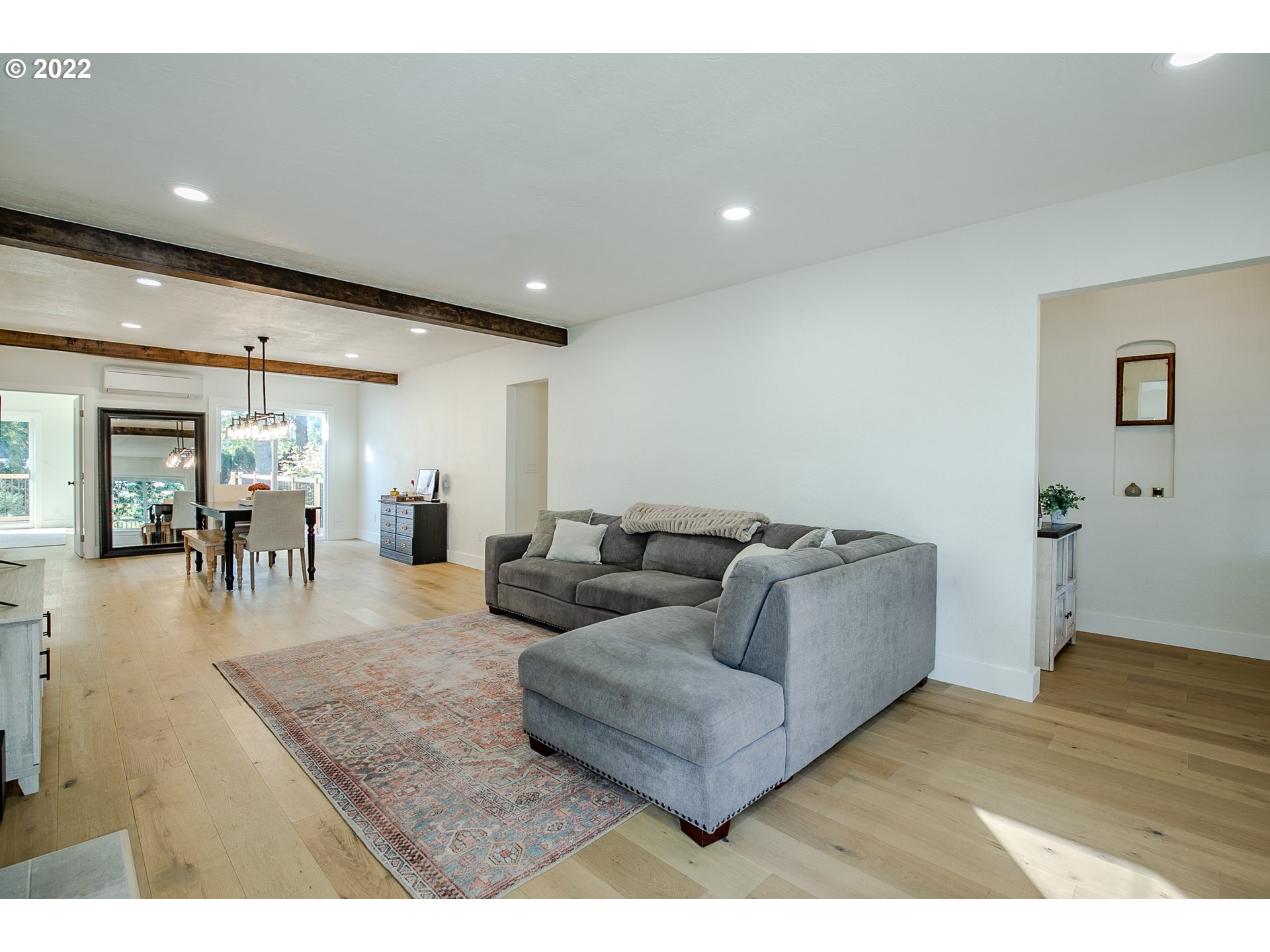 27368 Clear Lake Road Eugene, OR 97402 - Photo 10 of 32 Gallery Image 10
