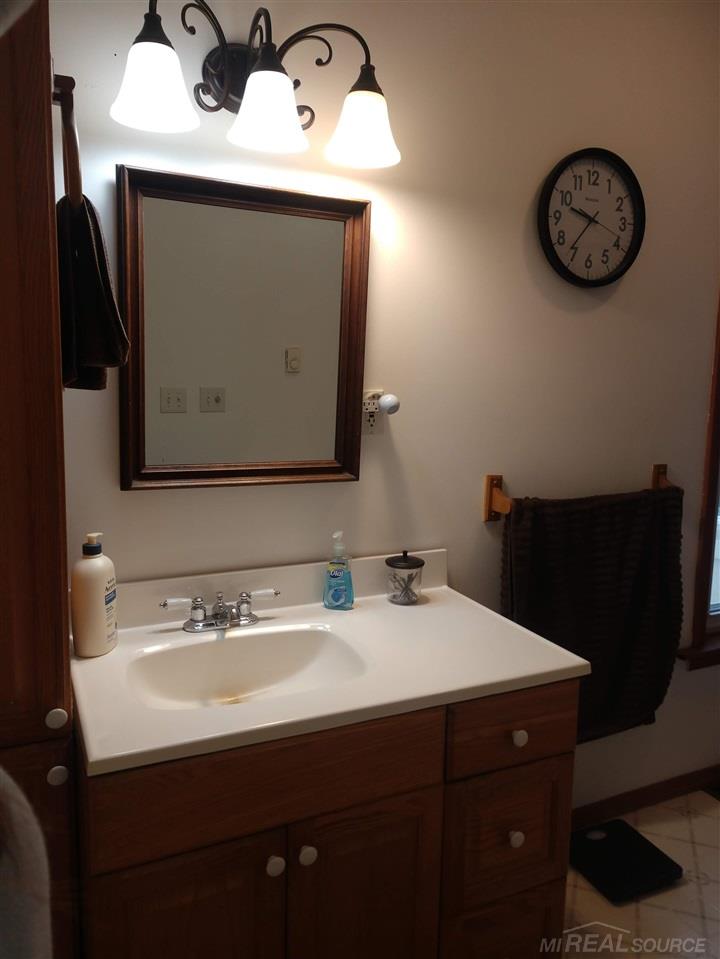 5840 Fisher Road Jeddo, MI 48032 - Photo 21 of 31 50062138-20.JPG